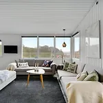 3 Bedroom Lovely In Hébergement de vacances *