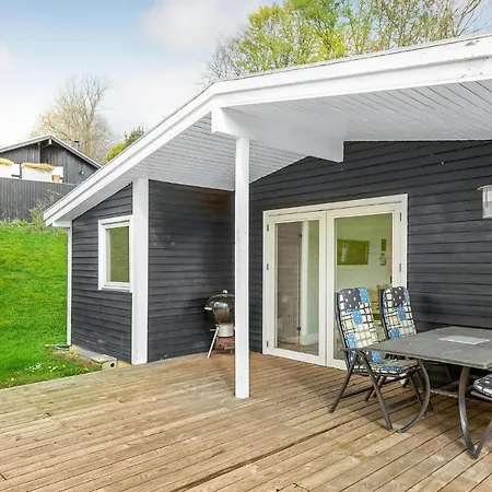 3 Bedroom Lovely In 펜션