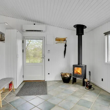 3 Bedroom Lovely In Дом отдыха
